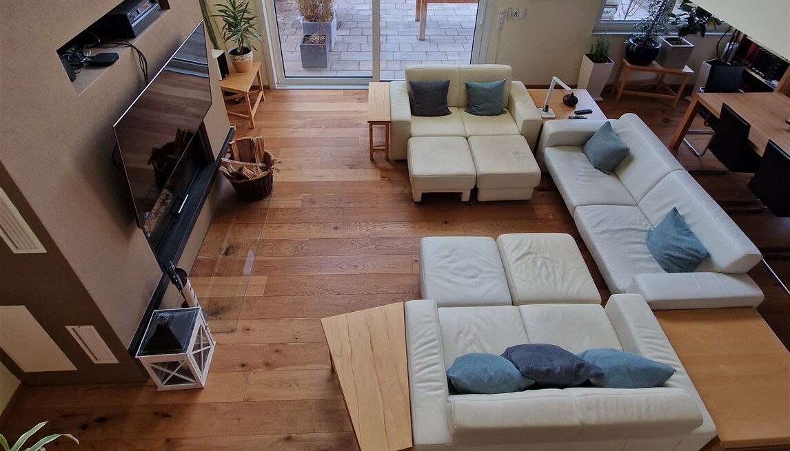 Wohnzimmer von der Galerie